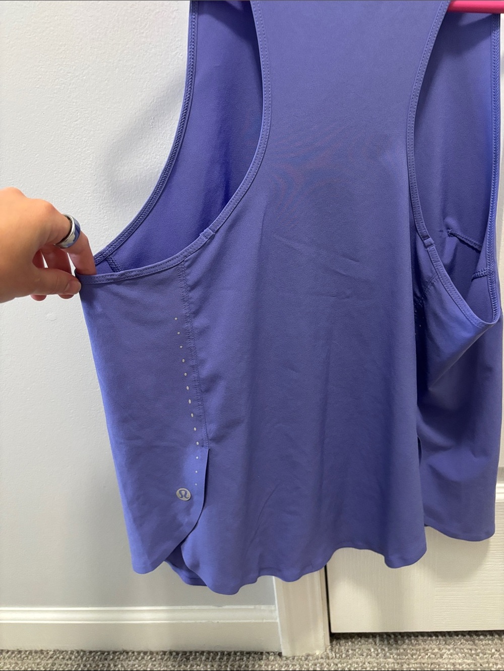 Lululemon Tank - Picture 4 of 5